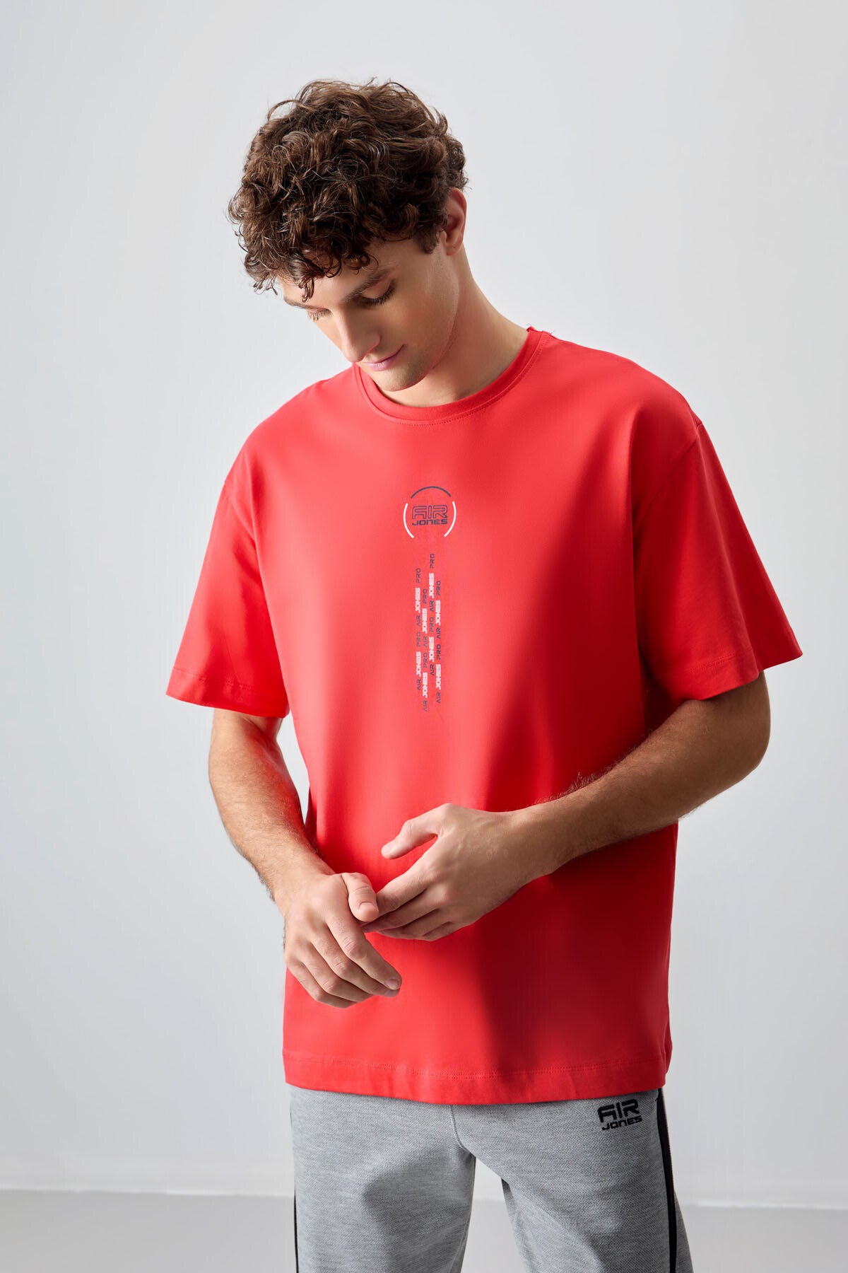 %100 pamuk kalin yumuşak dokulu oversize fit baskili erkek t-shirt - 88355 - Justyol