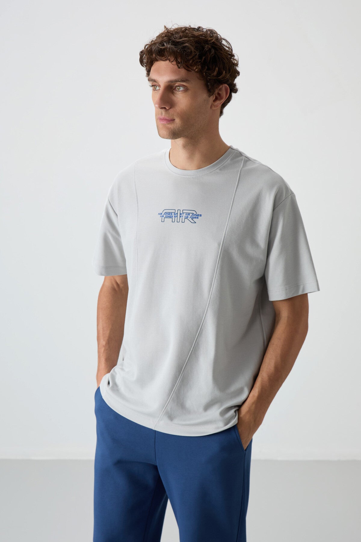 pamuklu kalin yüzeyi dokulu oversize fit baskili erkek t-shirt - 88372 - Justyol