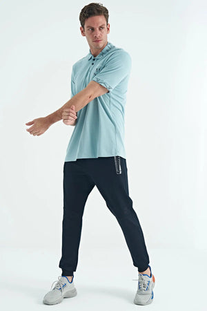 yazi nakişli baski detayli standart kalip polo yaka erkek t-shirt - 88239 - Justyol