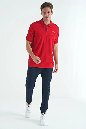 yazi nakişli baski detayli standart kalip polo yaka erkek t-shirt - 88239 - Justyol
