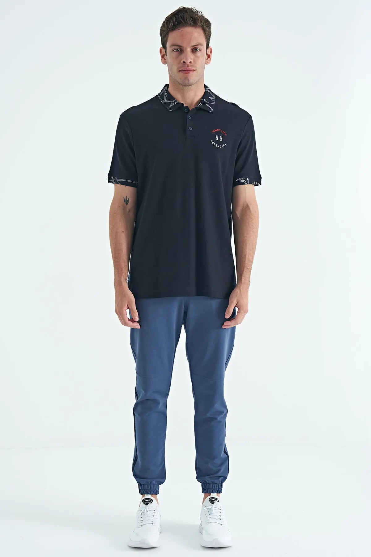 yazi nakişli baski detayli standart kalip polo yaka erkek t-shirt - 88239 - Justyol