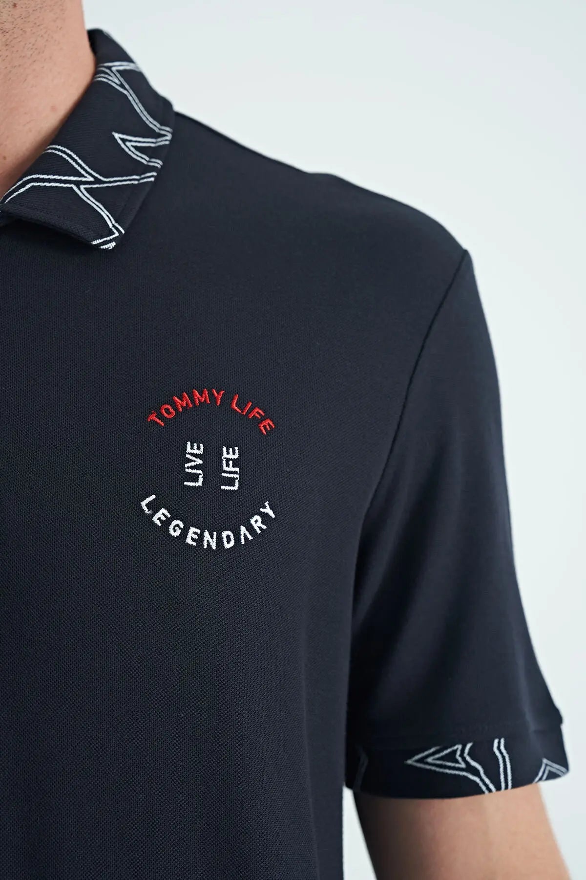 yazi nakişli baski detayli standart kalip polo yaka erkek t-shirt - 88239 - Justyol