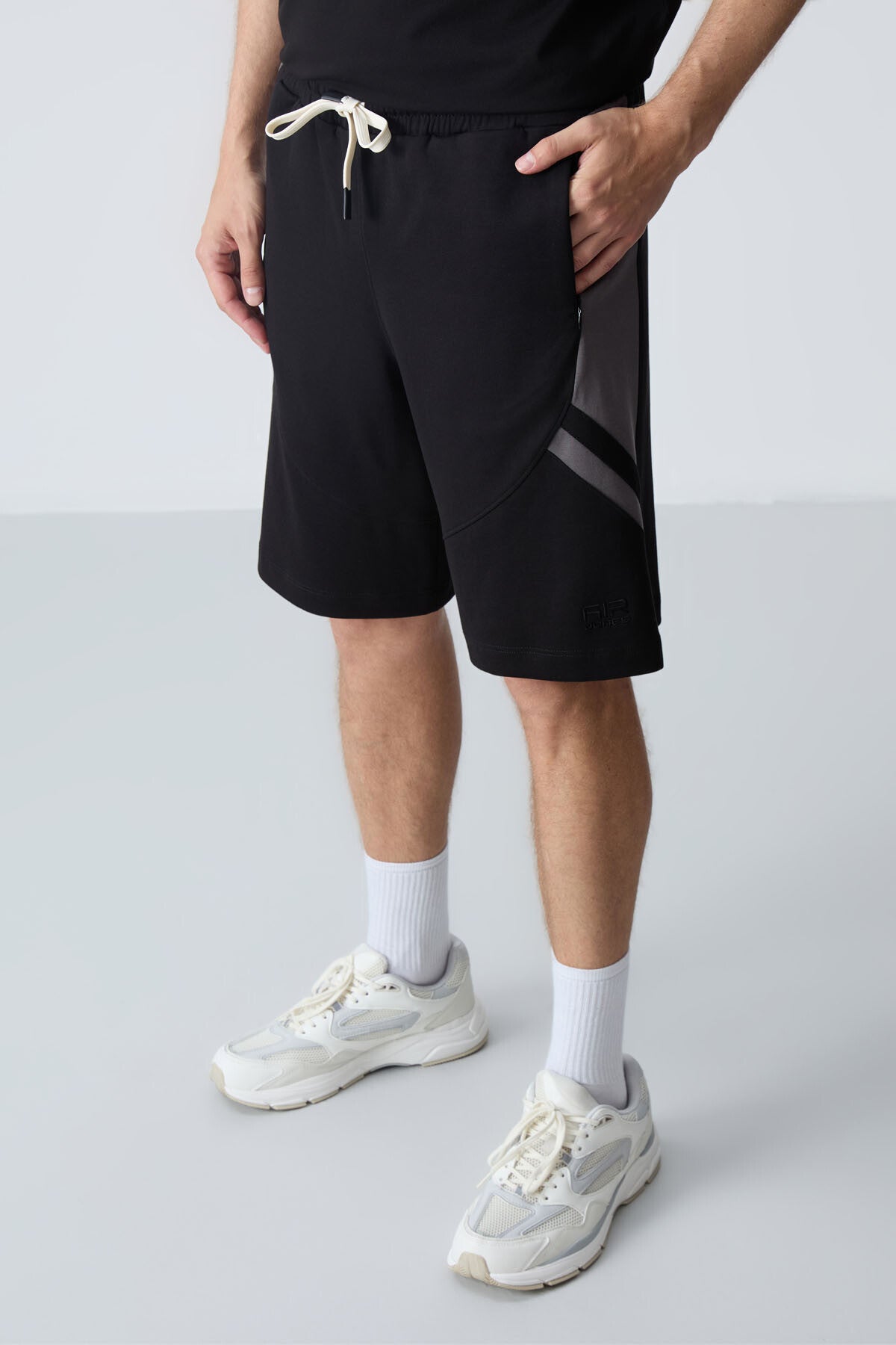 pamuklu kalin yumuşak dokulu standart fit basic erkek şort - 81281 - Justyol