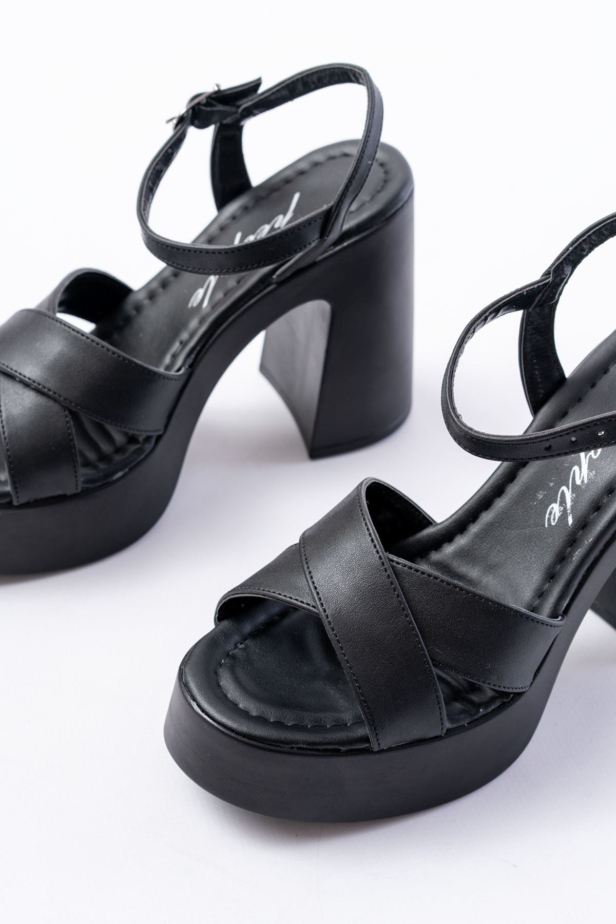 p - 105çapraz kalin topuklu kadin sandalet - Justyol
