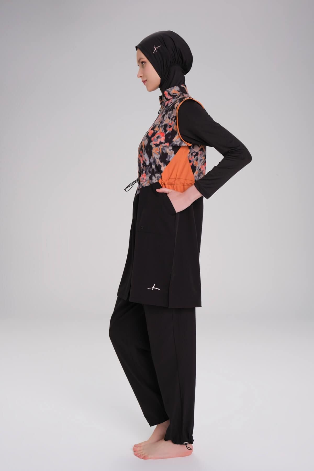 Patterned women's swimsuit suitable for hijab - 6 pieces - Black - 65827 - Justyol