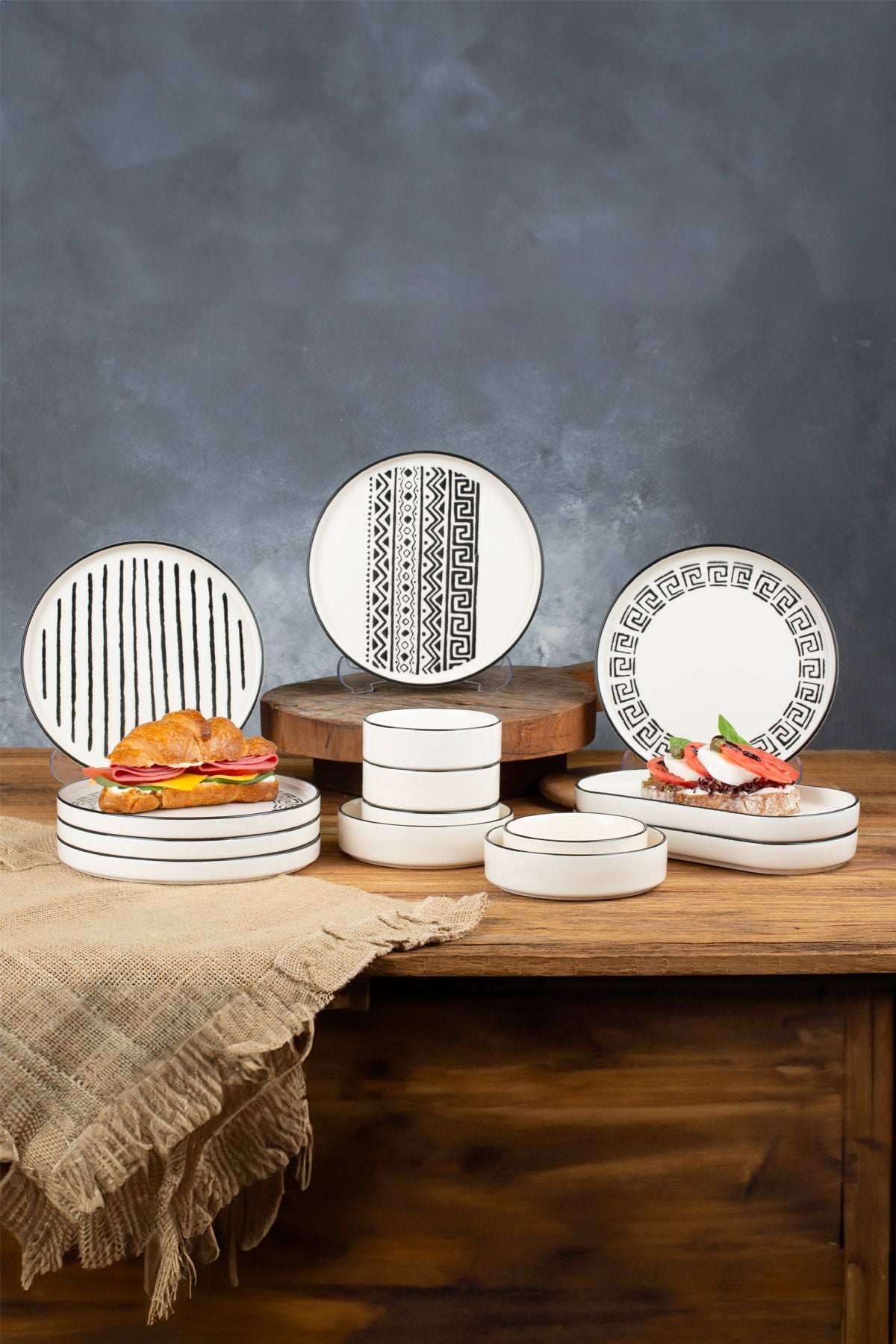 14 Parça 6 Kişilik Stackable Sio Savior Kahvaltı Takımı - Lüx Kahvaltılık Sunum Seti Tabağı - Justyol