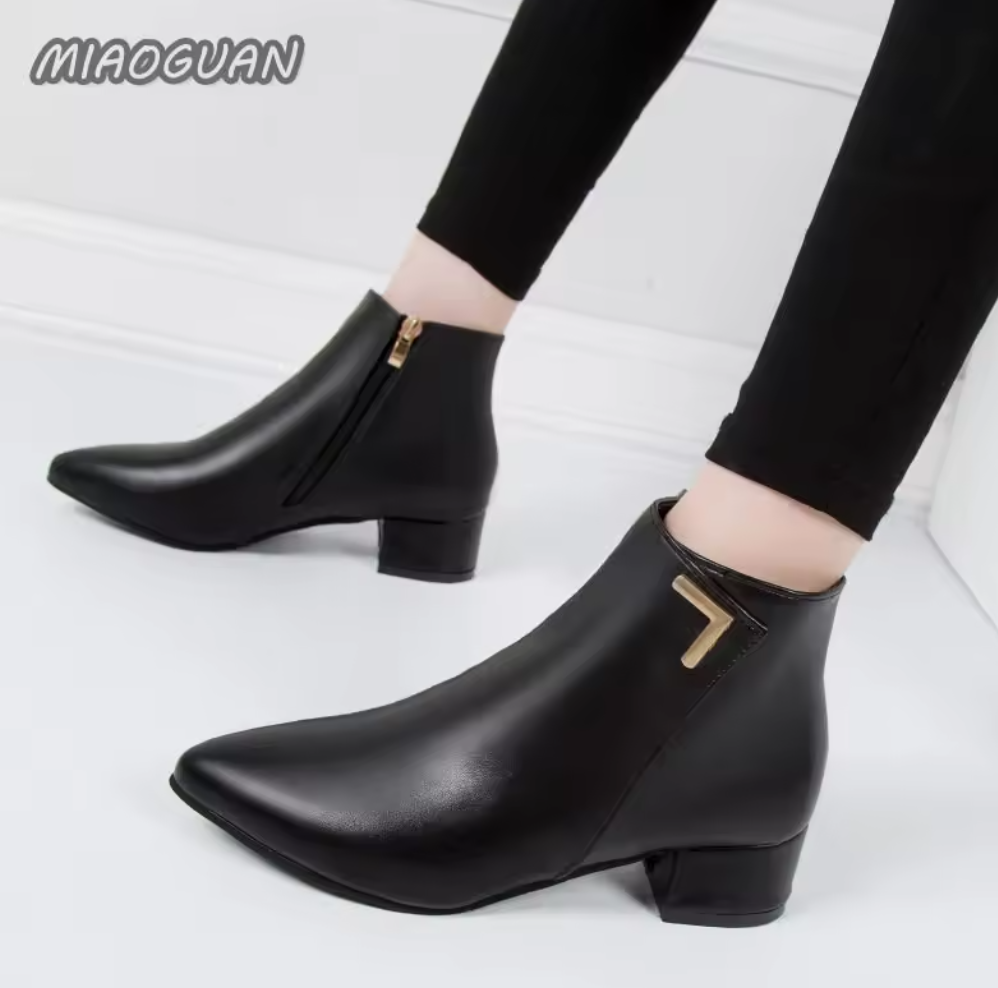 Winter Shoes Women Boots Fashion Waterproof Booties Plus Size Comfortable Soft Bottom Female Platform Shoes Black Botas De Mujer MU Group