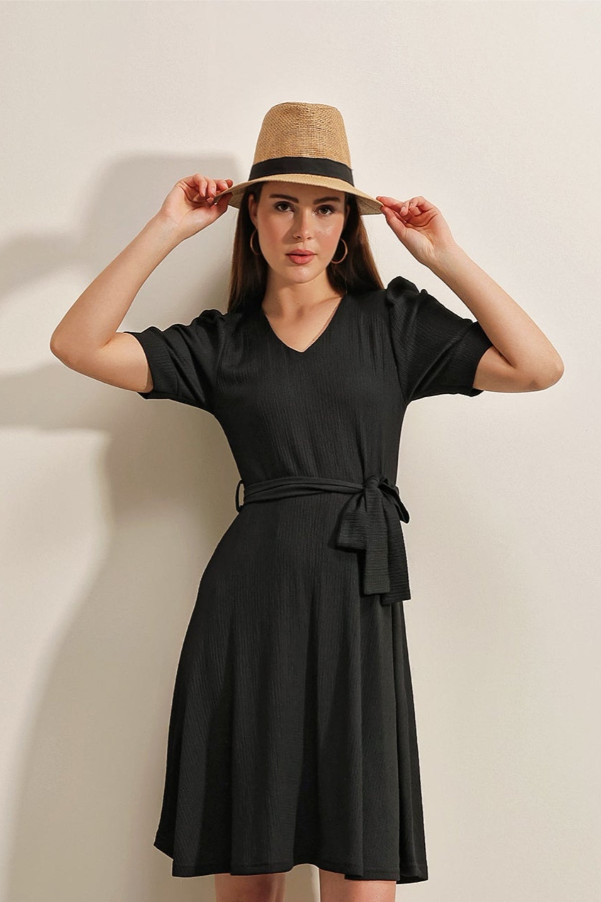 2370 kuşakli örme elbise - Justyol