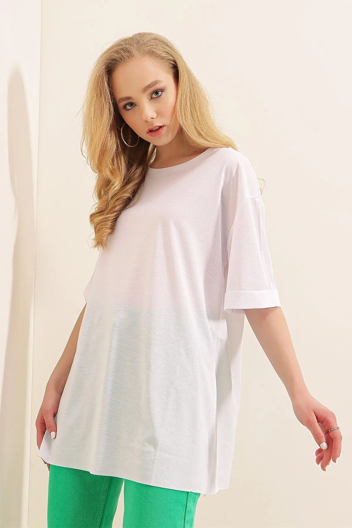 4123 yirtmaçli oversize tişört - Justyol