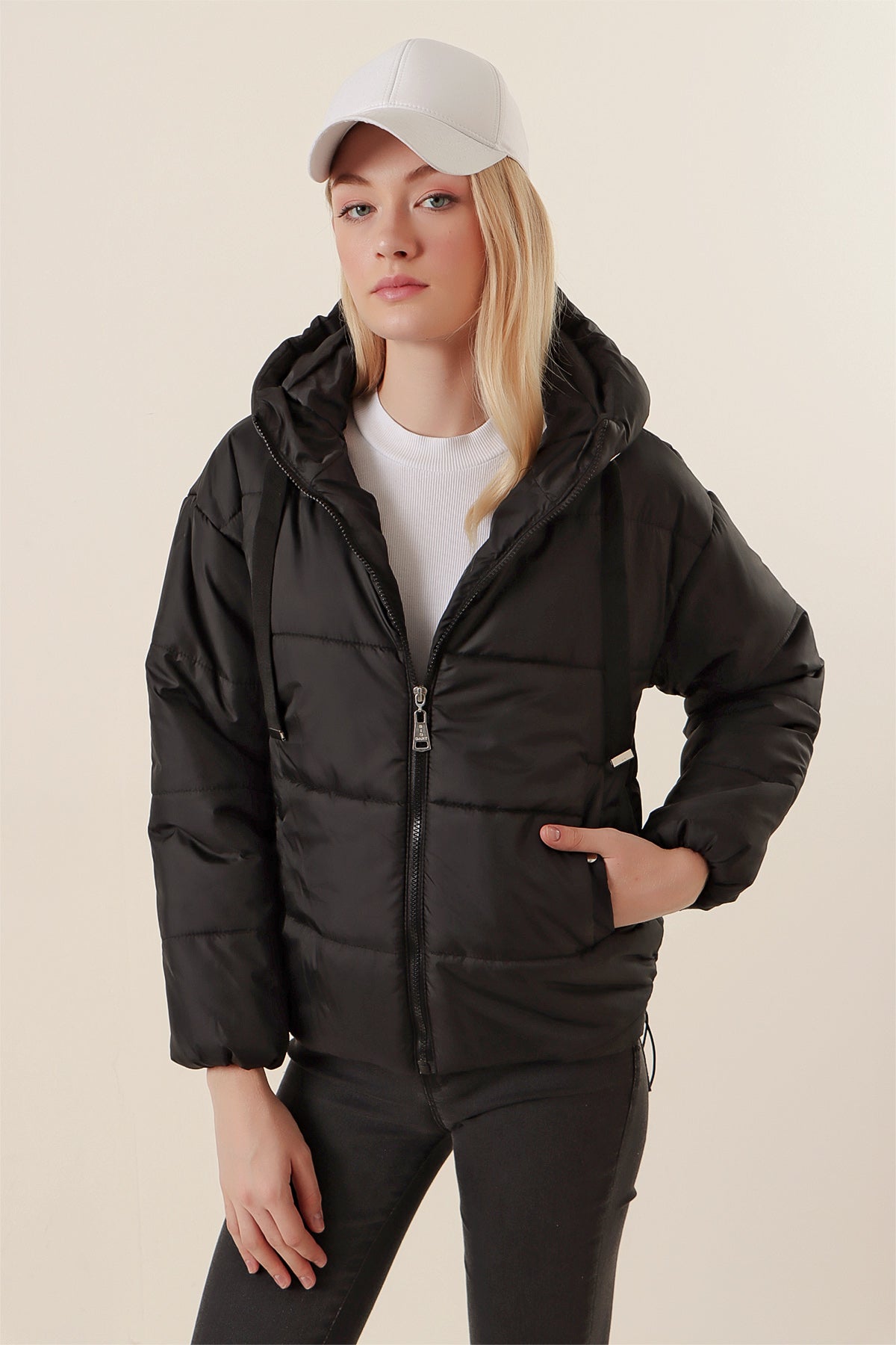 5136 crop şişme mont - Justyol