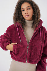 5193 kapüşonlu peluş crop ceket - Justyol