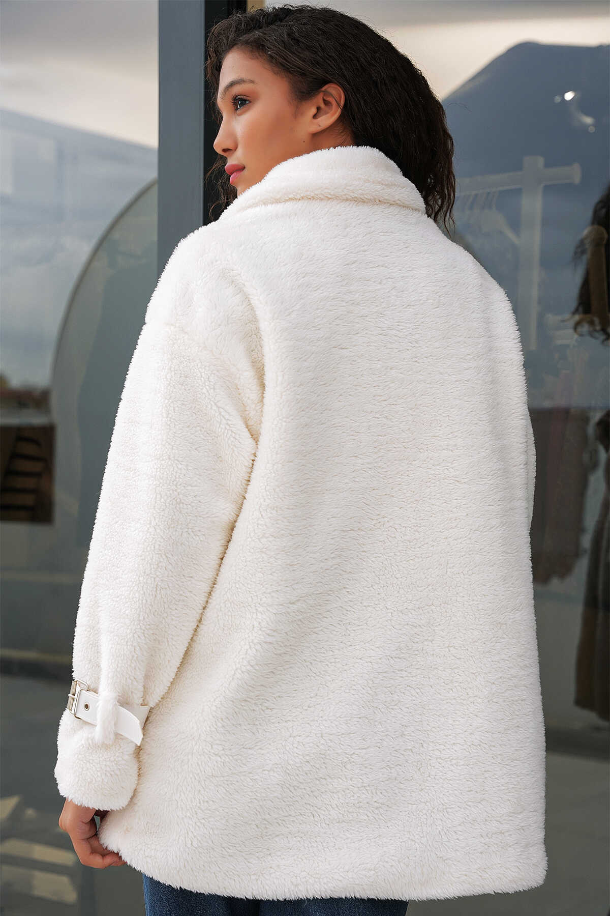 5206 kadin oversize peluş mont - Justyol