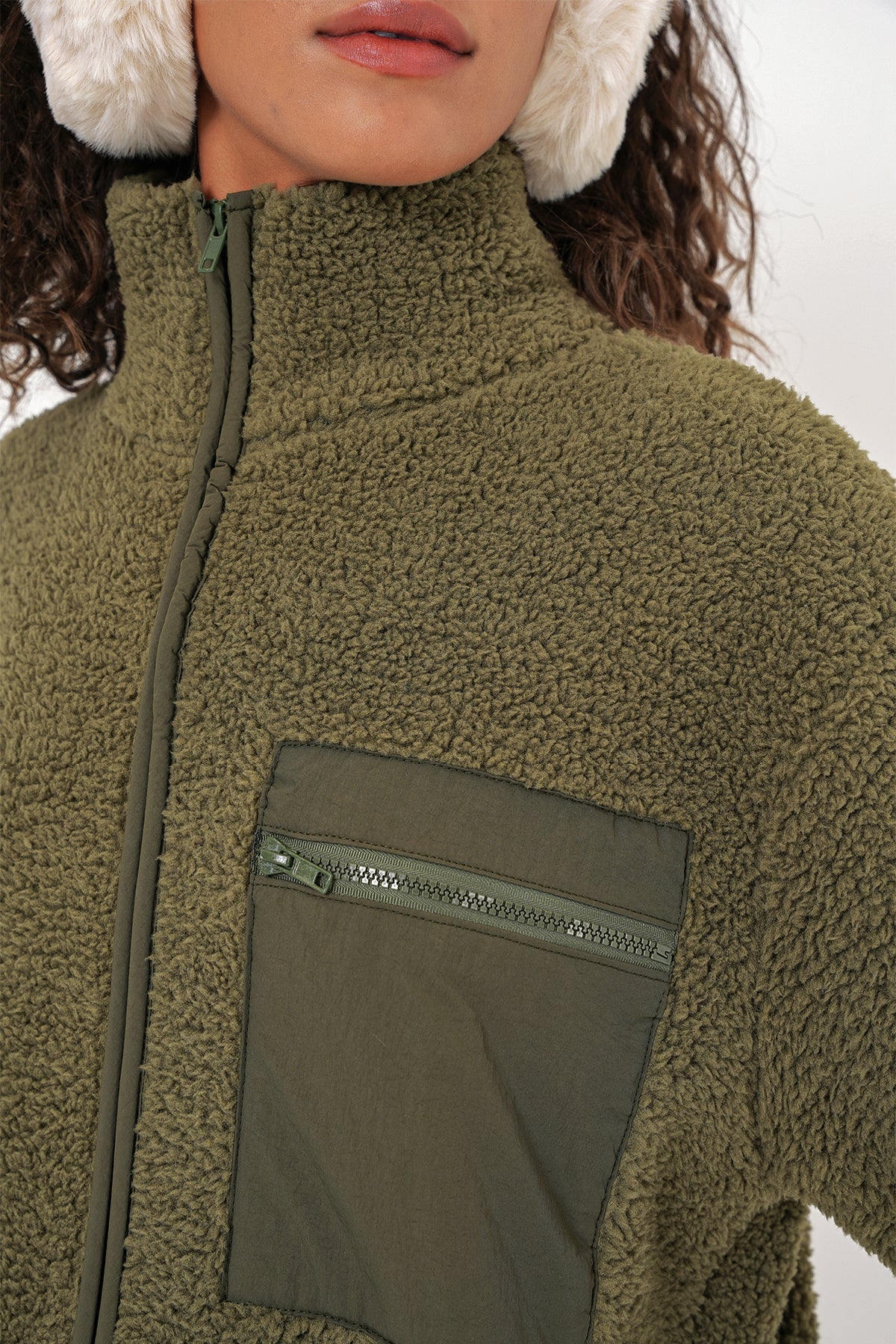 55455 kadin fermuarli oversize peluş ceket - Justyol