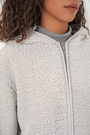 55456 kadin kapüşonlu oversize peluş ceket - Justyol