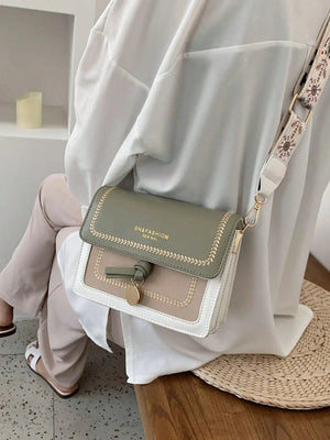 Fashionable Bag for Women, Versatile New Crossbody Bag, Casual, Contrasting Color, Small Square Bag, Wide Shoulder Strap MU Group
