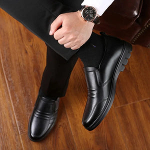 Men's Loafers Classic Business Dress Shoes 2025 New Casual Leather Shoes Slip-on Driving Shoes Men's Soft Leather Shoe Moccasins MU Group