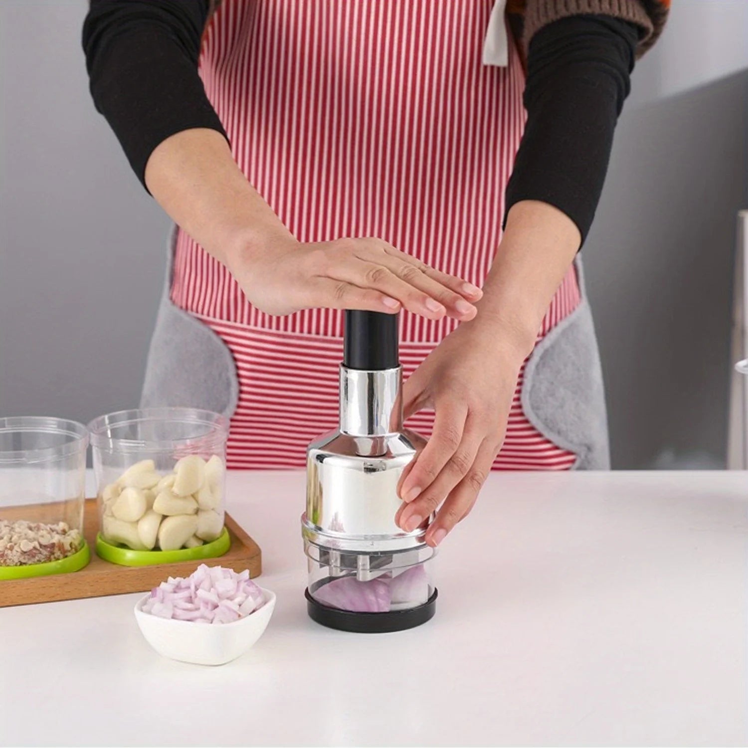 Manual Onion Chopper Stainless Steel Garlic Presser Food Crusher Cutter Meat Mincer Hand Press for Vegetable Kitchen Tool MU Group