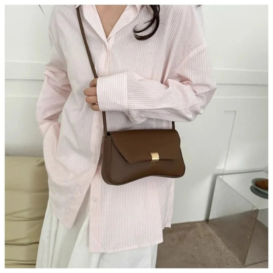New fashion senior sense of shoulder bag temperament retro underarm bag oceanic girl generous shoulder crossbody female bags MU Group