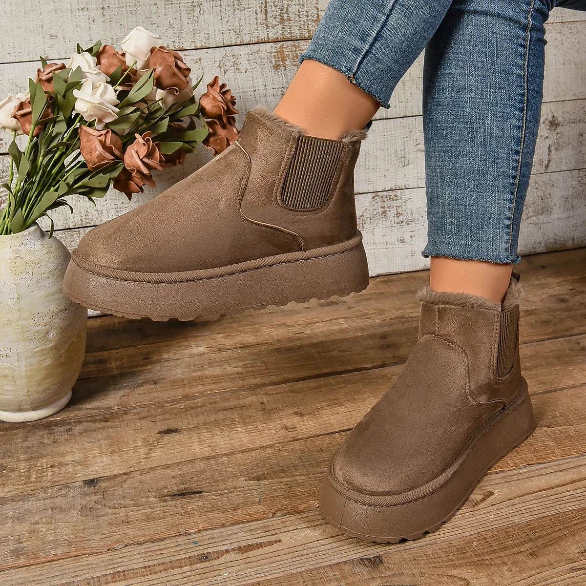 Winter Women Short Plush Warm Snow Boots Casual Shoes  New Suede Fur Chelsea Ankle Boots Flats Platform Ladies Shoes Botas MU Group