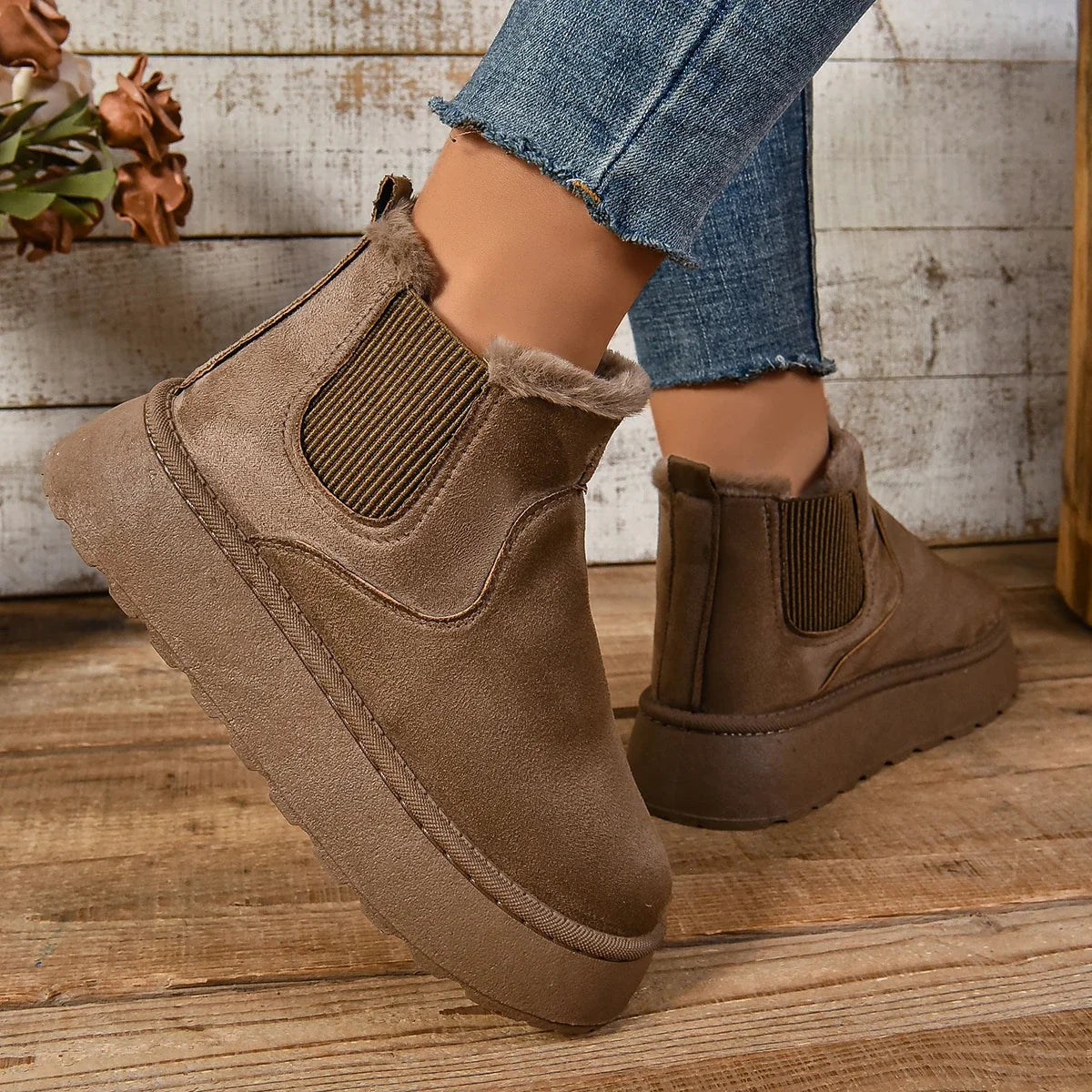 Winter Women Short Plush Warm Snow Boots Casual Shoes  New Suede Fur Chelsea Ankle Boots Flats Platform Ladies Shoes Botas MU Group