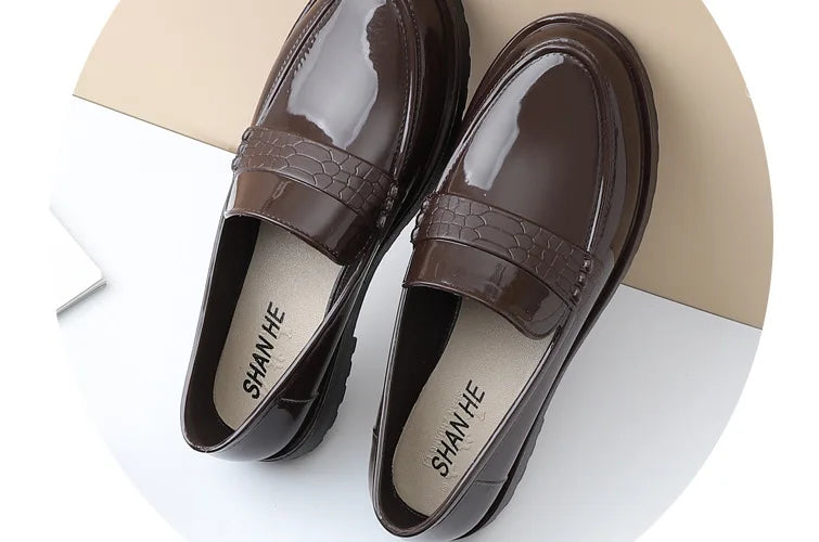Women's New Low Heel Shallow Rain Shoe Soft Sole Non Slip Slip On Round Toe Lightweight Waterproof Kitchen Work Shoe Loafer Shoe MU Group