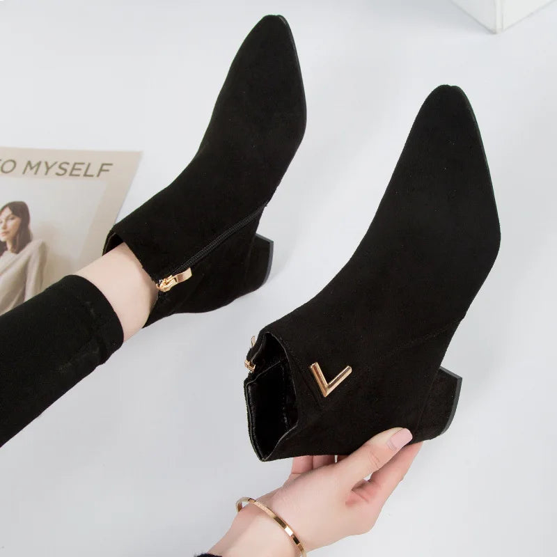 Winter Shoes Women Boots Fashion Waterproof Booties Plus Size Comfortable Soft Bottom Female Platform Shoes Black Botas De Mujer MU Group