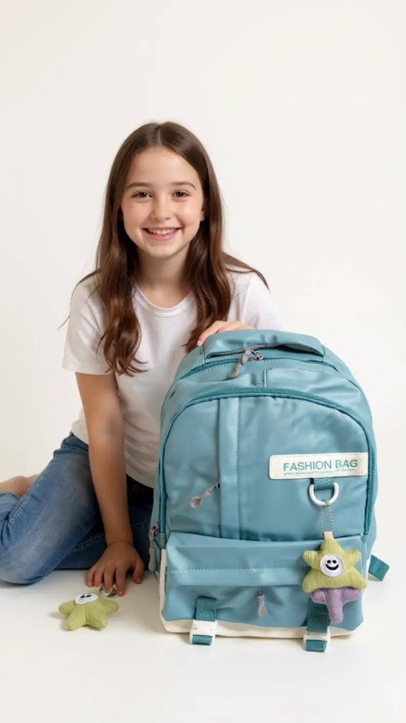 Sac à dos scolaire casual multicolore – orné d’un accessoire à l’avant Pour Elle