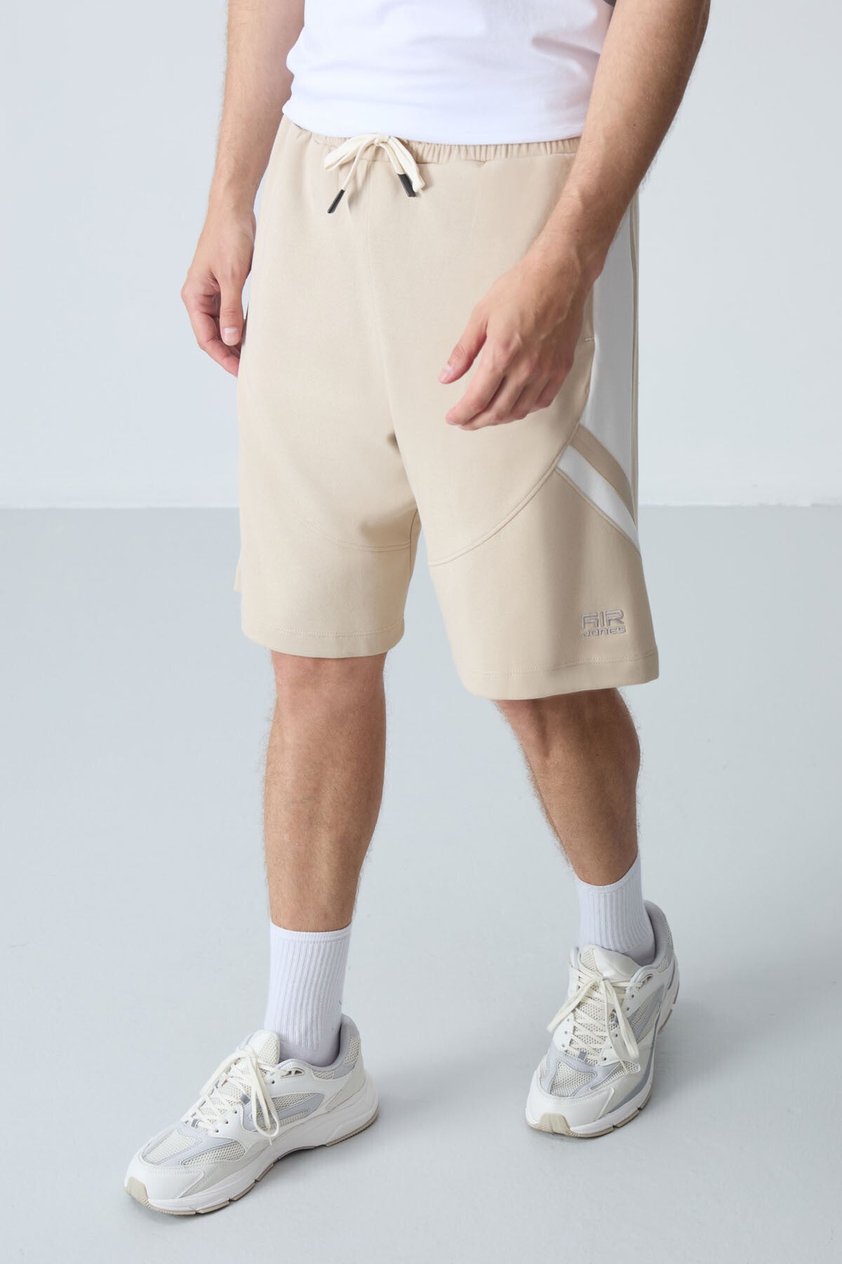 pamuklu kalin yumuşak dokulu standart fit basic erkek şort - 81281 - Justyol