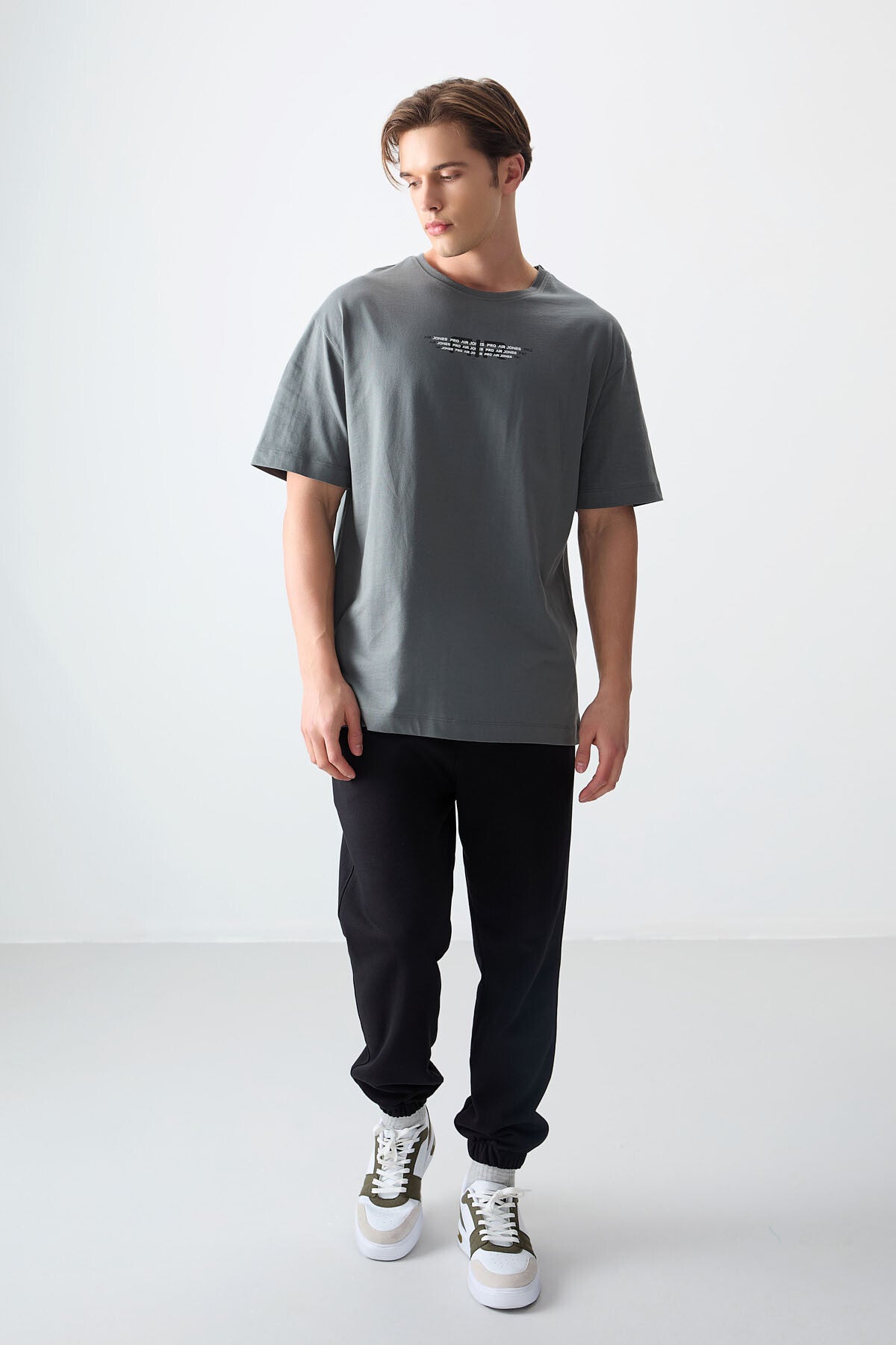 %100 pamuk kalin yumuşak dokulu oversize fit baskili erkek t-shirt - 88356 - Justyol