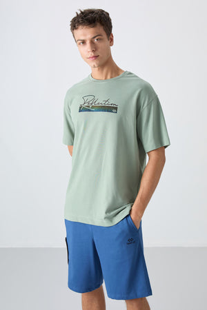 pamuklu kalin yumuşak dokulu oversize fit baskili erkek t-shirt - 88334 - Justyol