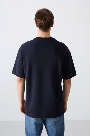 pamuklu kalin yumuşak dokulu oversize fit baskili erkek t-shirt - 88320 - Justyol
