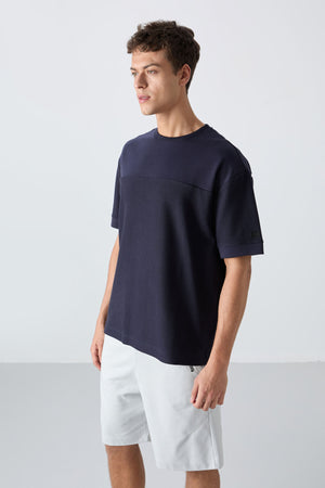 pamuklu kalin yüzeyi dokulu oversize fit basic erkek t-shirt - 88340 - Justyol