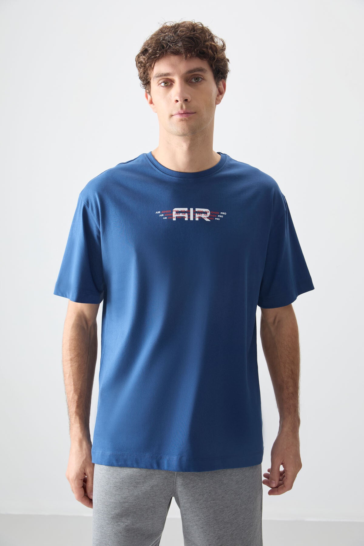 %100 pamuk kalin yumuşak dokulu oversize fit baskili erkek t-shirt - 88356 - Justyol