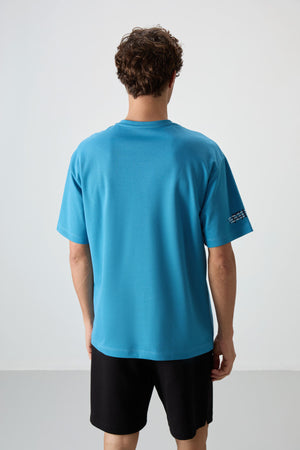 pamuklu kalin yüzeyi dokulu oversize fit baskili erkek t-shirt - 88369 - Justyol