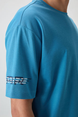 pamuklu kalin yüzeyi dokulu oversize fit baskili erkek t-shirt - 88369 - Justyol