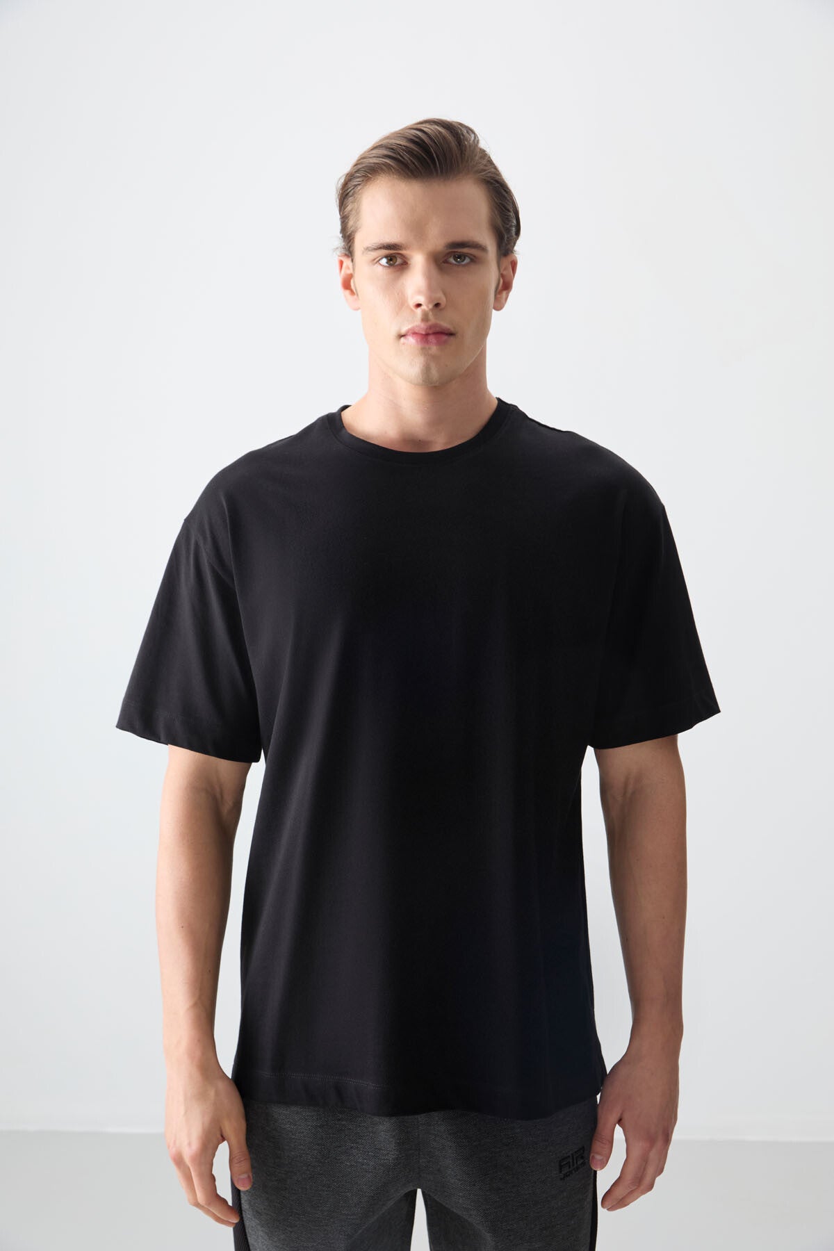 %100 pamuk kalin yumuşak dokulu oversize fit basic erkek t-shirt - 88353 - Justyol