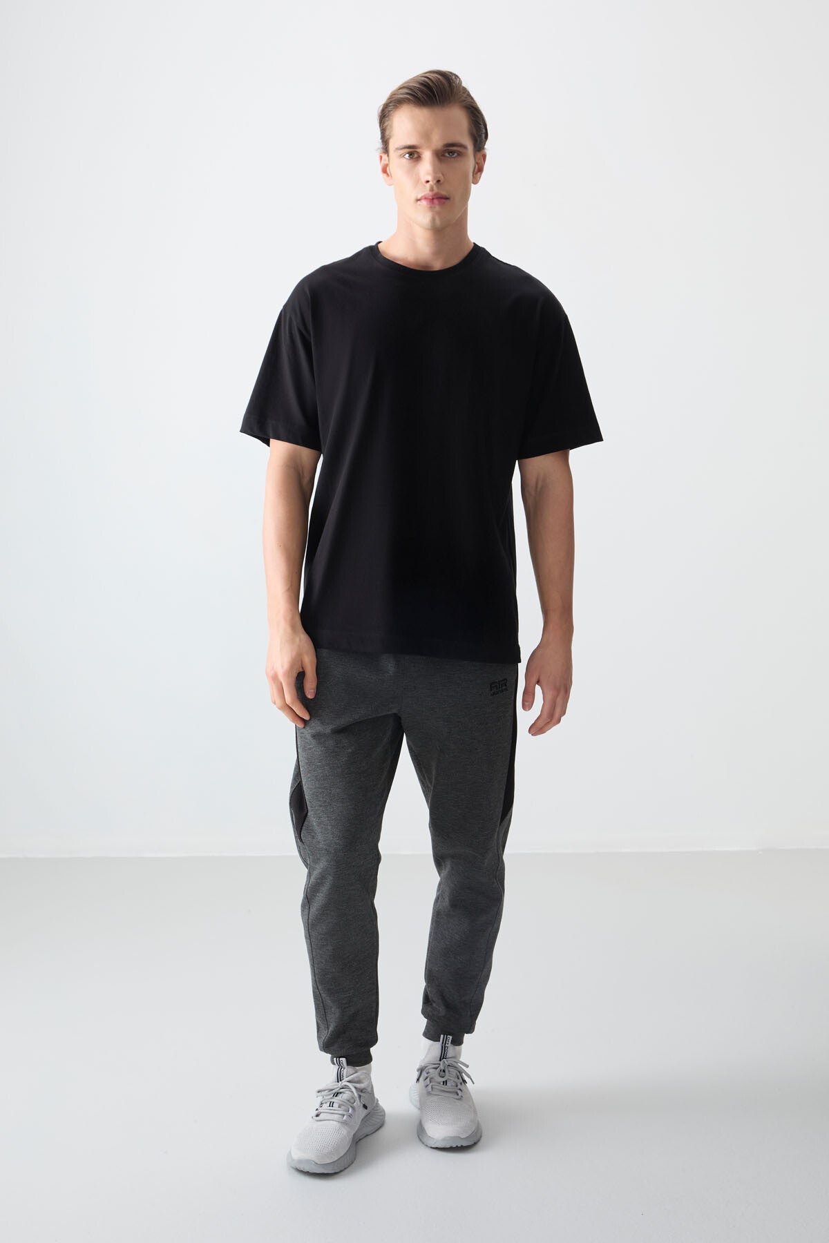 %100 pamuk kalin yumuşak dokulu oversize fit basic erkek t-shirt - 88353 - Justyol