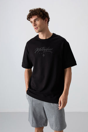 pamuklu kalin yumuşak dokulu oversize fit baskili erkek t-shirt - 88320 - Justyol