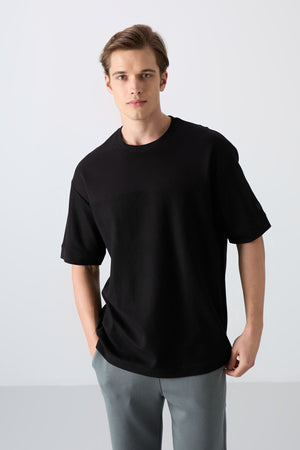 pamuklu kalin yüzeyi dokulu oversize fit basic erkek t-shirt - 88340 - Justyol