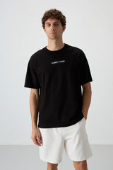 pamuklu kalin yüzeyi dokulu oversize fit baskili erkek t-shirt - 88372 - Justyol