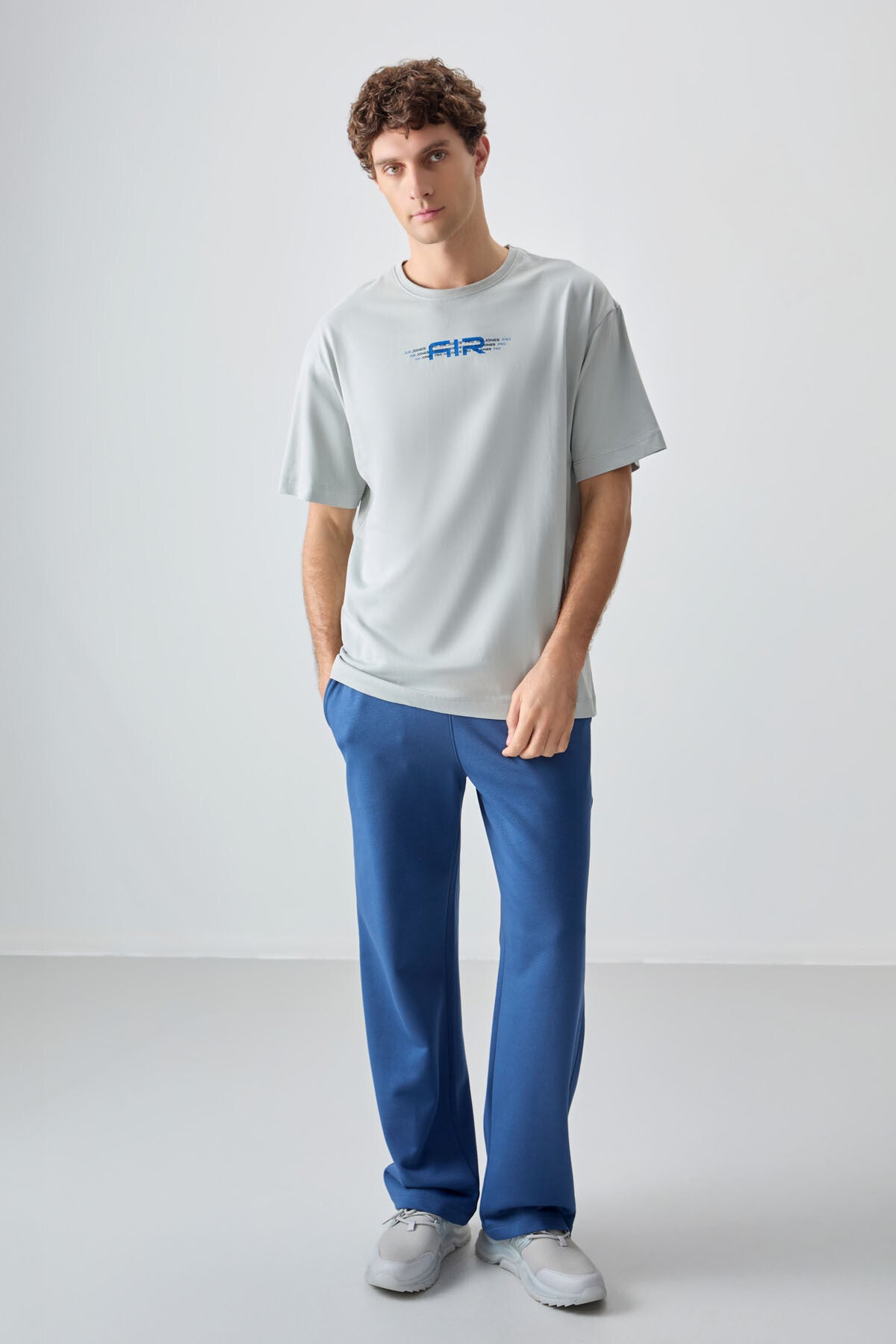 %100 pamuk kalin yumuşak dokulu oversize fit baskili erkek t-shirt - 88356 - Justyol