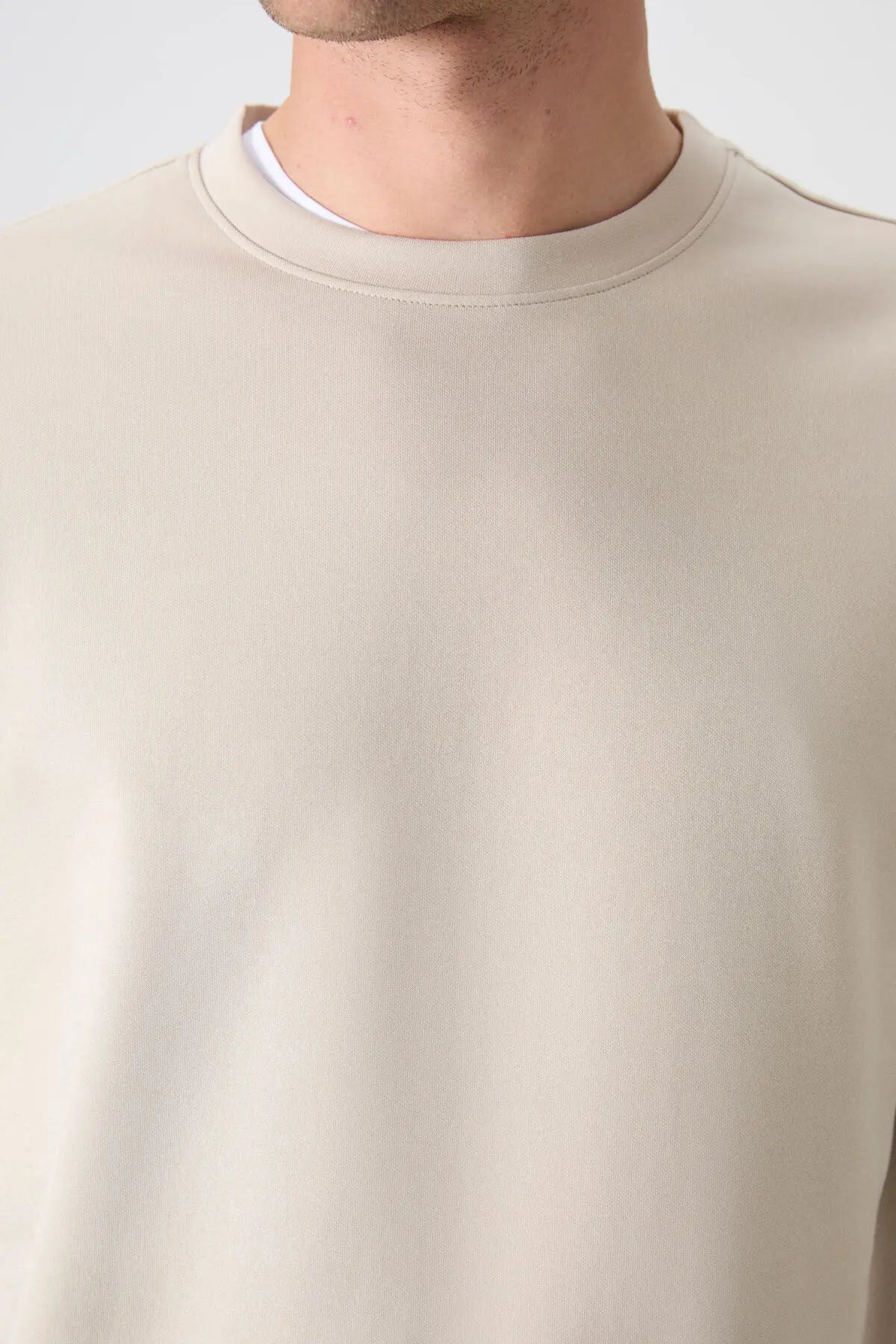 basic o yaka rahat form erkek sweatshirt - 88053 - Justyol