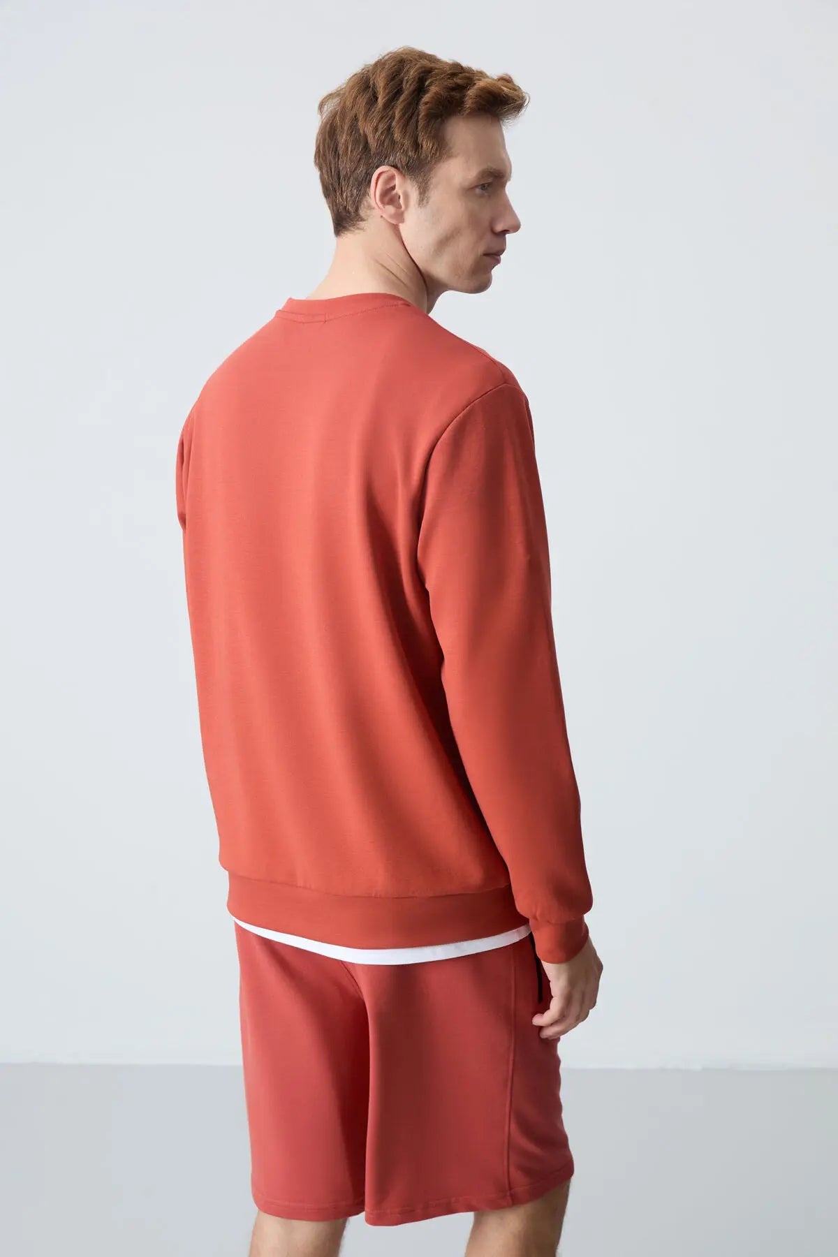 basic o yaka rahat form erkek sweatshirt - 88053 - Justyol