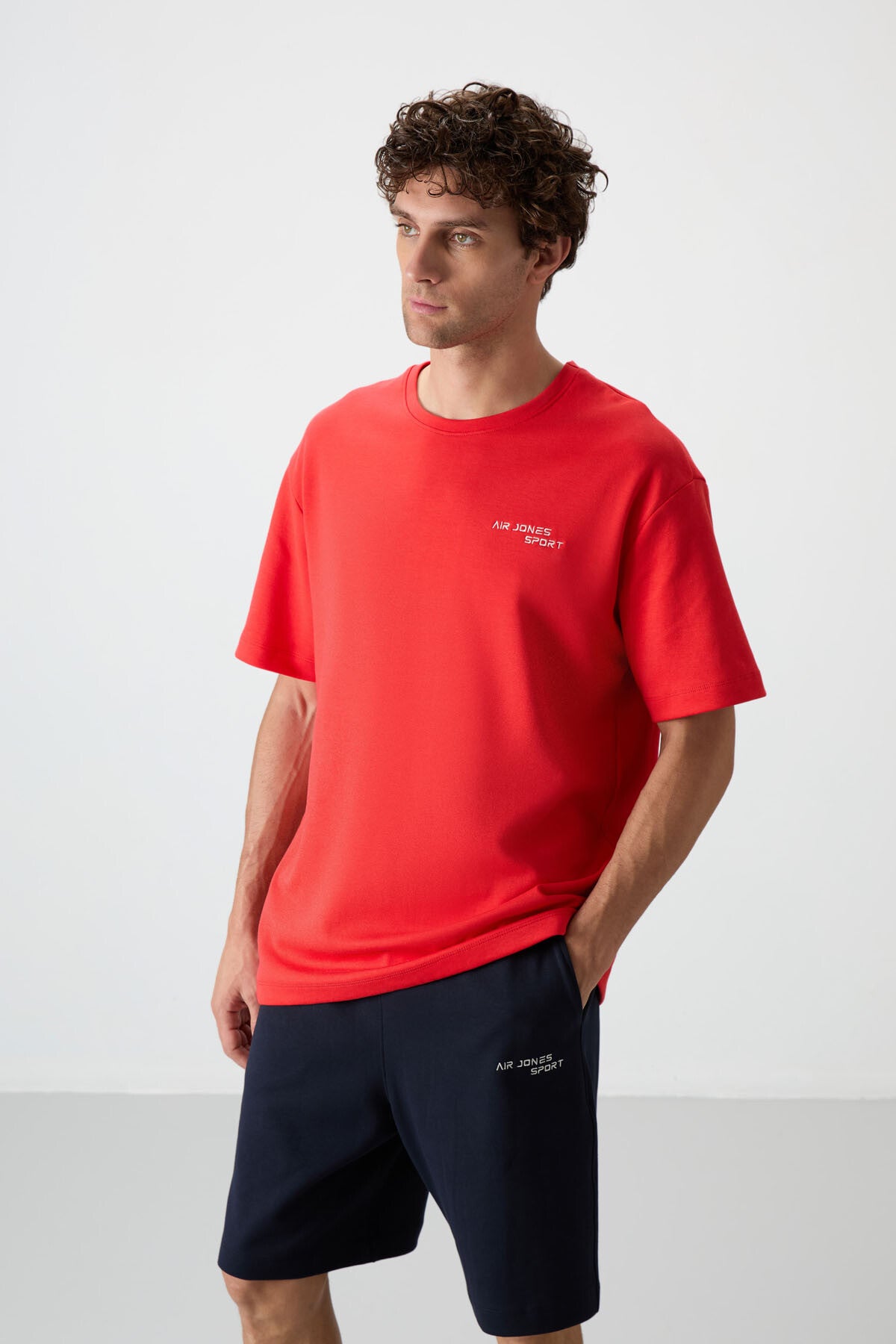 lacivert pamuklu kalin yumuşak dokulu oversize fit nakişli erkek şort takim - 85250 - Justyol