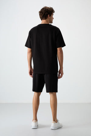 lacivert pamuklu kalin yumuşak dokulu oversize fit nakişli erkek şort takim - 85250 - Justyol