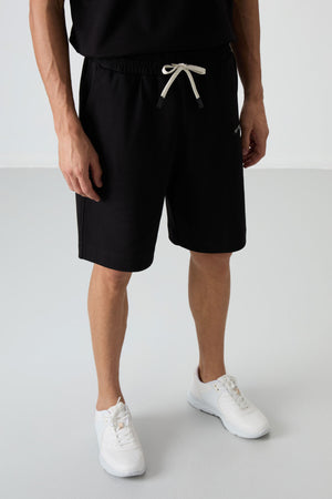 lacivert pamuklu kalin yumuşak dokulu oversize fit nakişli erkek şort takim - 85250 - Justyol