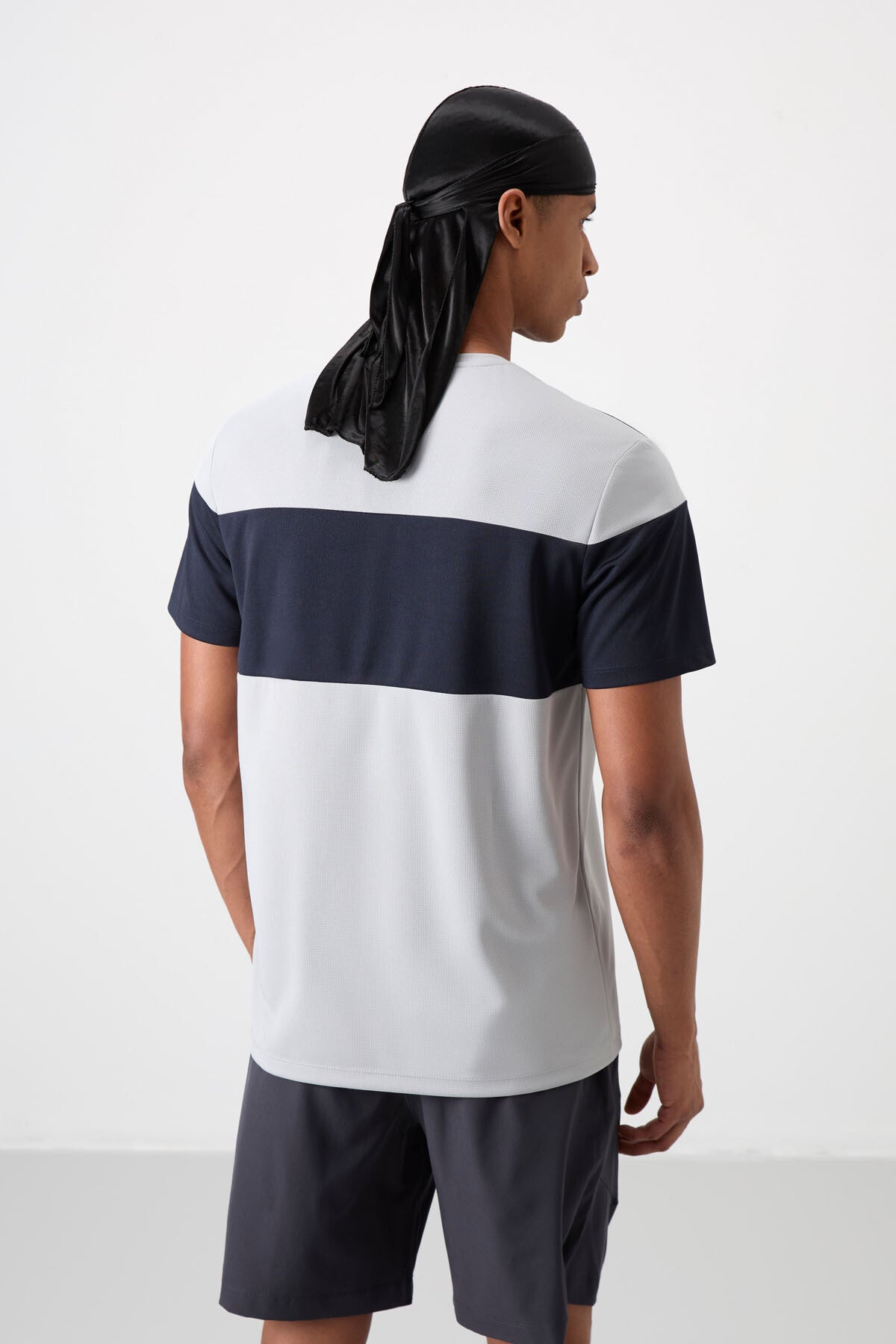 polyester nefes alan dokulu ince esnek standart fit erkek performans t-shirt - 88396 - Justyol