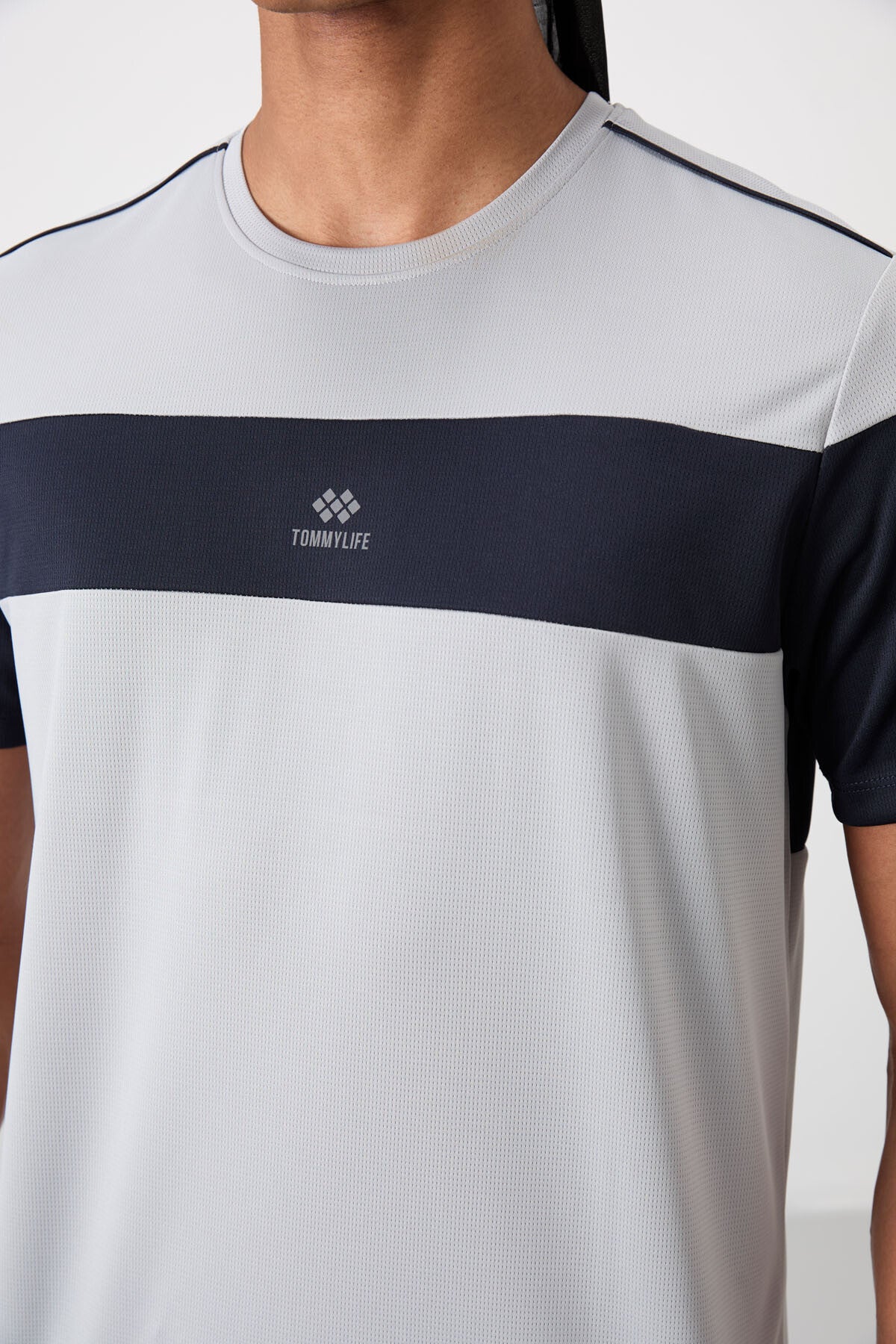 polyester nefes alan dokulu ince esnek standart fit erkek performans t-shirt - 88396 - Justyol