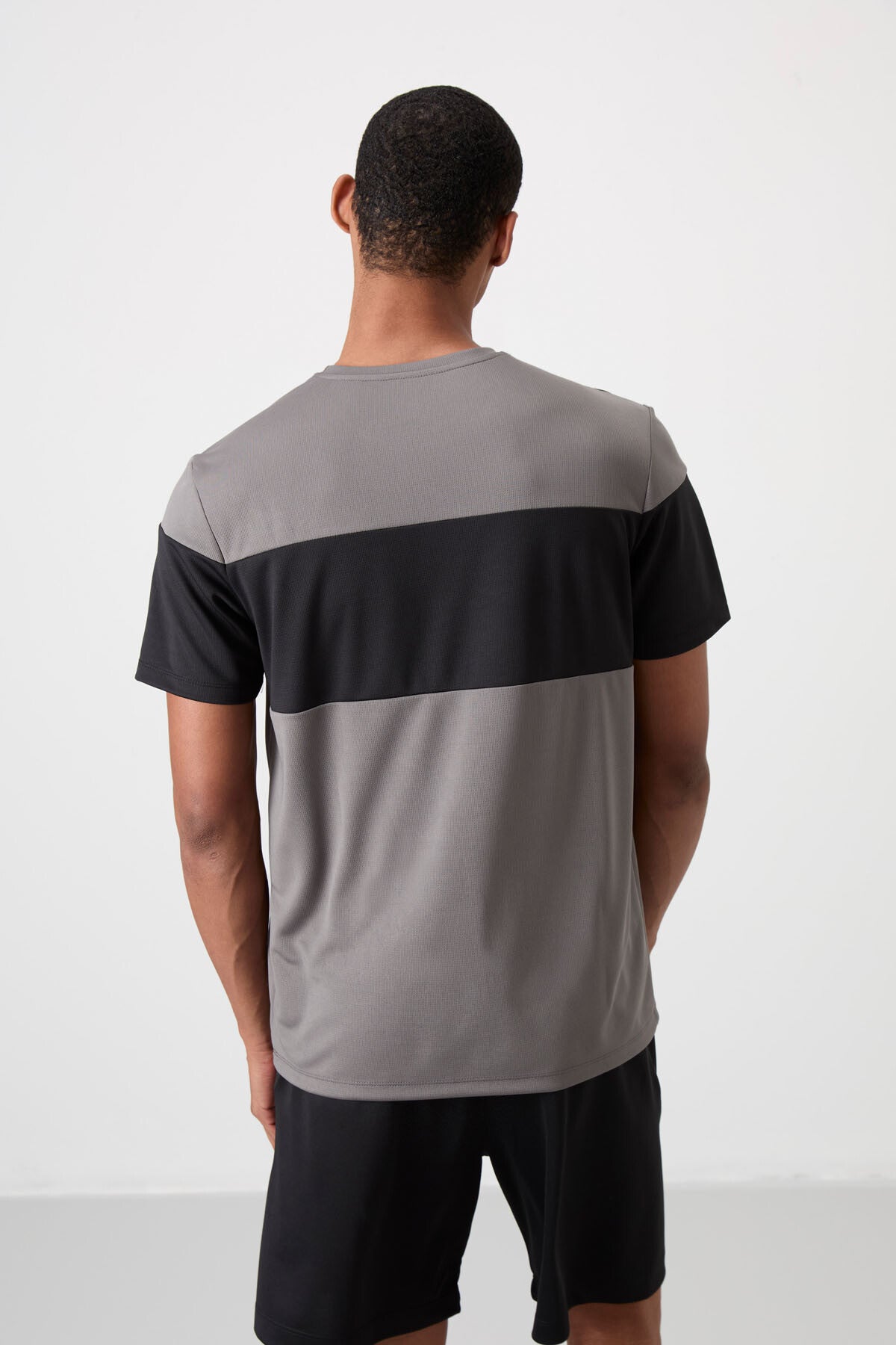 polyester nefes alan dokulu ince esnek standart fit erkek performans t-shirt - 88396 - Justyol