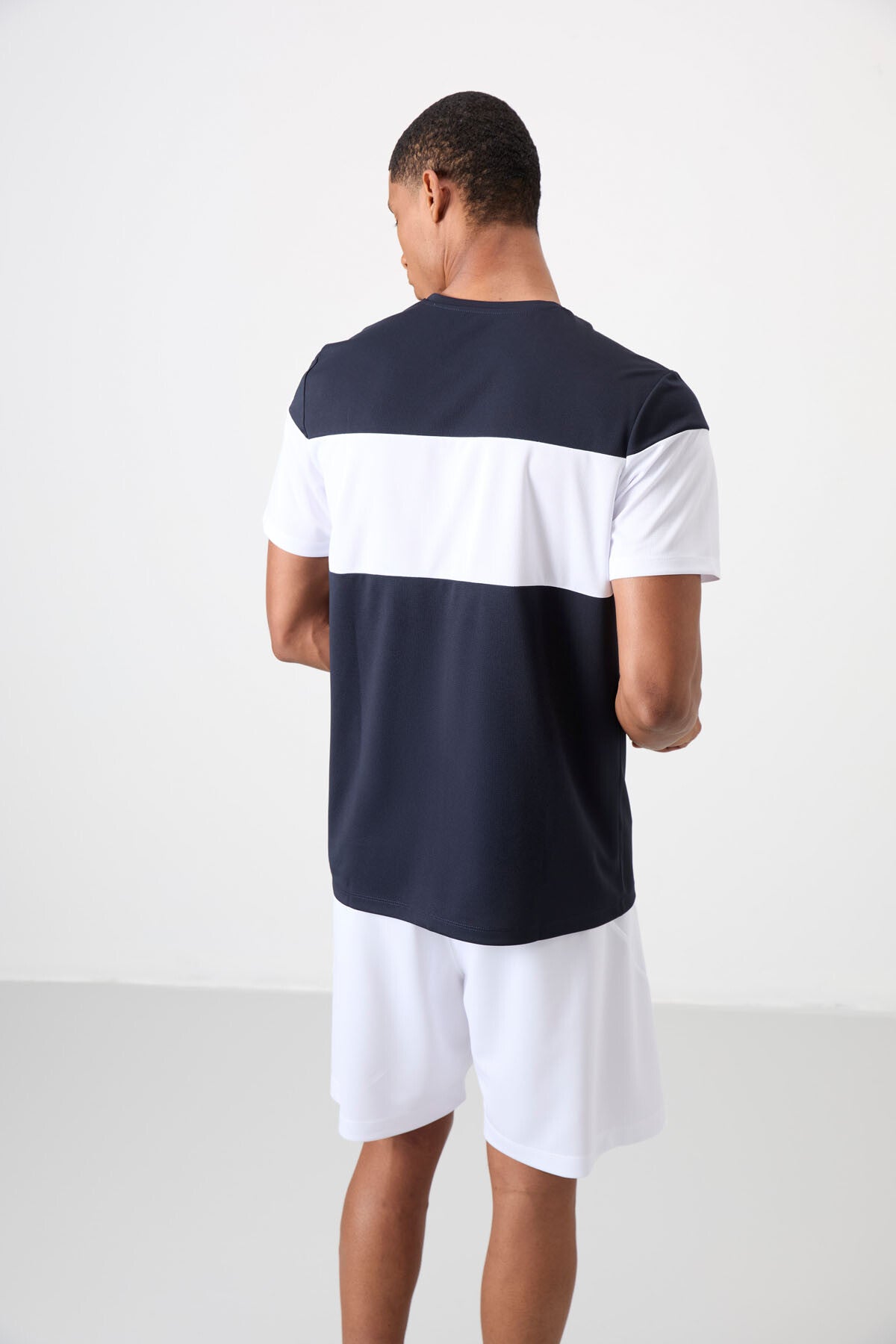 polyester nefes alan dokulu ince esnek standart fit erkek performans t-shirt - 88396 - Justyol